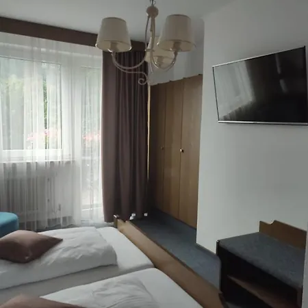 Altes Tor Hotel *
