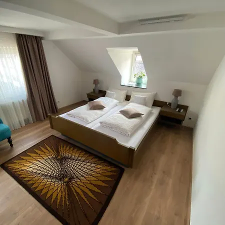 Hotel Altes Tor *